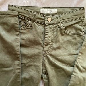 TopShop Moto army green skinny jeans, W26 L30
